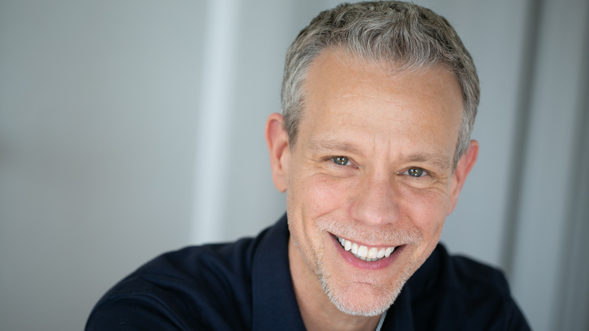 PRESS - Adam Pascal - photo c/o The Press Room - 11/24